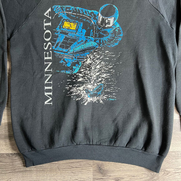 VTG Snowmobile Sweatshirt‎ Fits Large Minnesota Racing Snow Machine Raglan USA - Picture 3 of 16